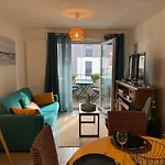 Appt T2 - 4 Pers - Centre - Parking Διαμέρισμα