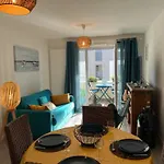 Appt T2 - 4 Pers - Centre - Parking Διαμέρισμα *