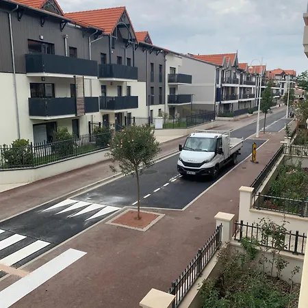 Appt T2 - 4 Pers - Centre - Parking Διαμέρισμα Αρασόν
