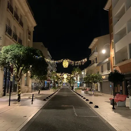 Appt T2 - 4 Pers - Centre - Parking * Αρασόν